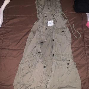 Army green Mudd vest